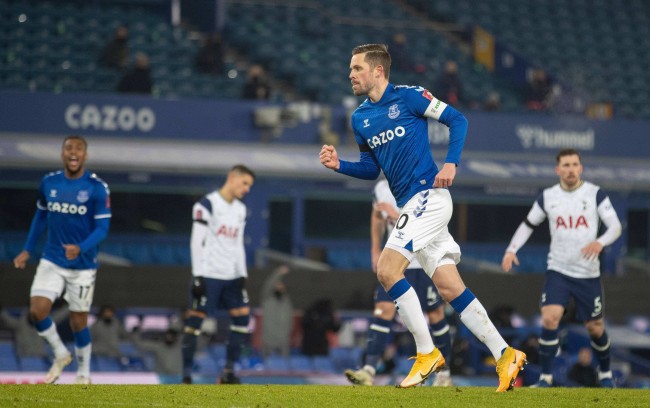 他们同样是 他们同样是